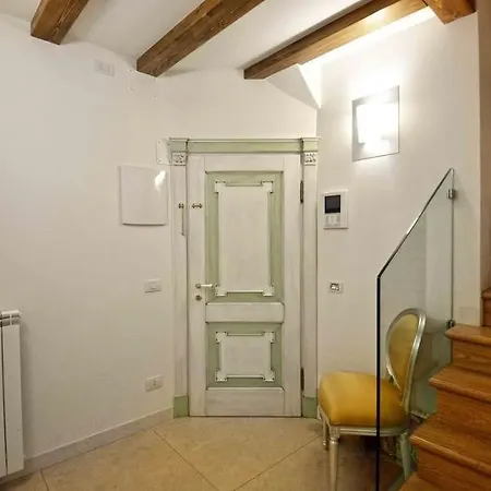 Via Sestriere Castello 5375 아파트 *