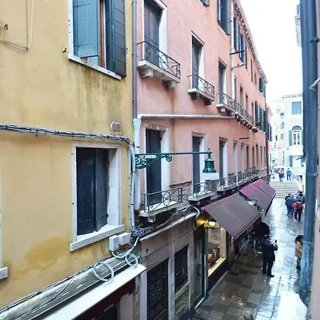 Via Sestiere Castello 5375
